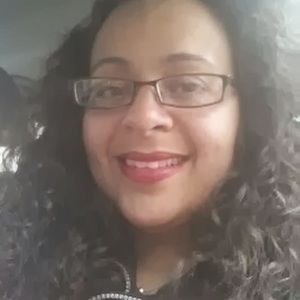 Meet your Posher, Eliane